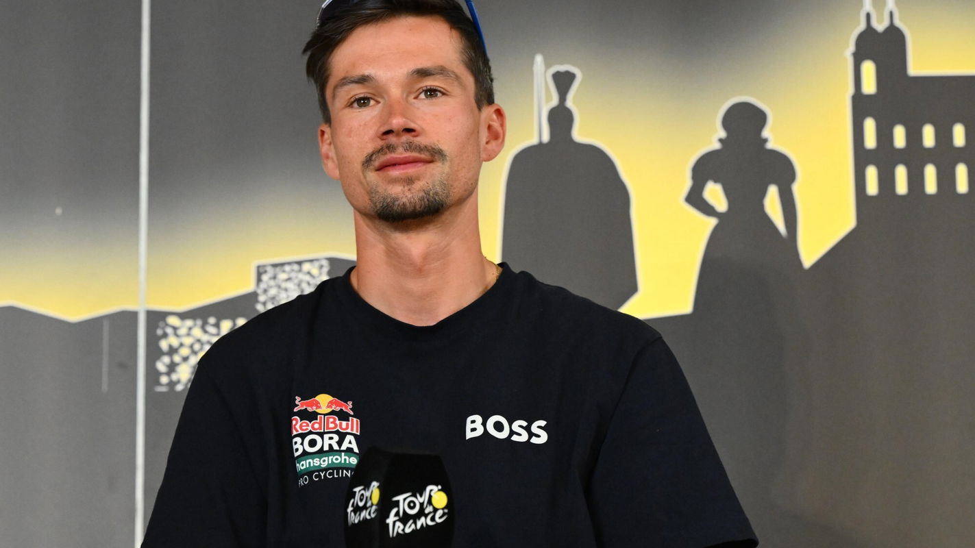 Primoz Roglic Tour de France 2025