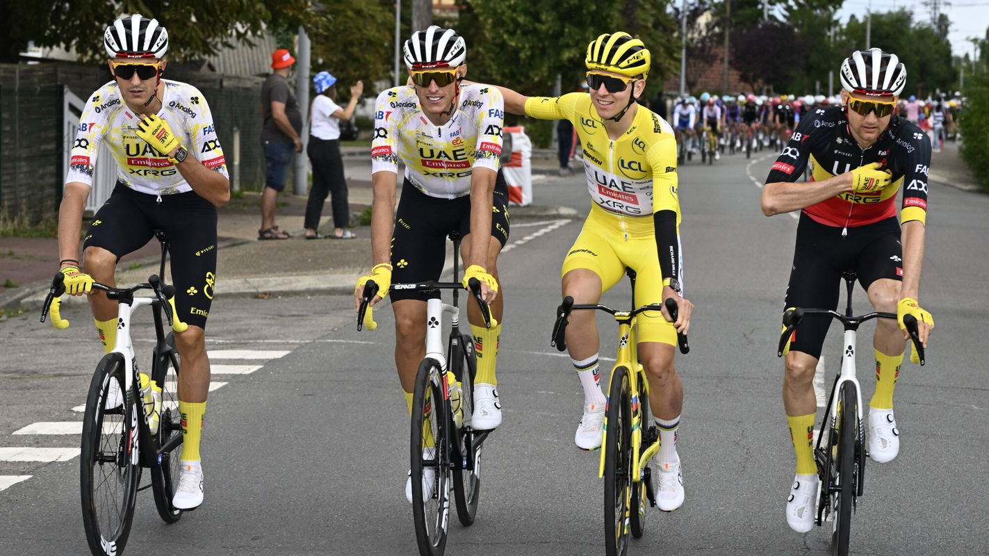 Tadej Pogacar UAE Team Emirates Tour de France Paris 2025