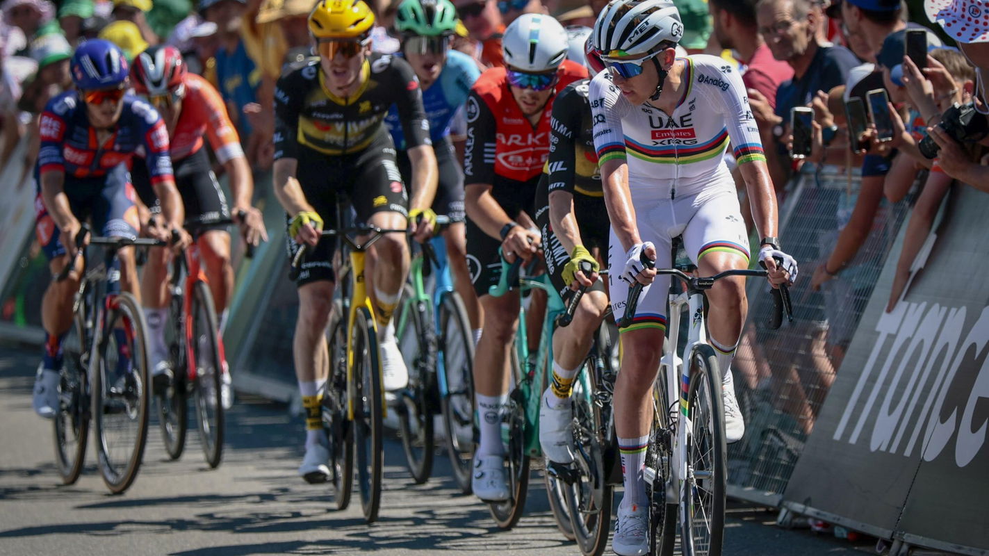 Tadej Pogacar Matteo Jorgenson Tour de France 2025