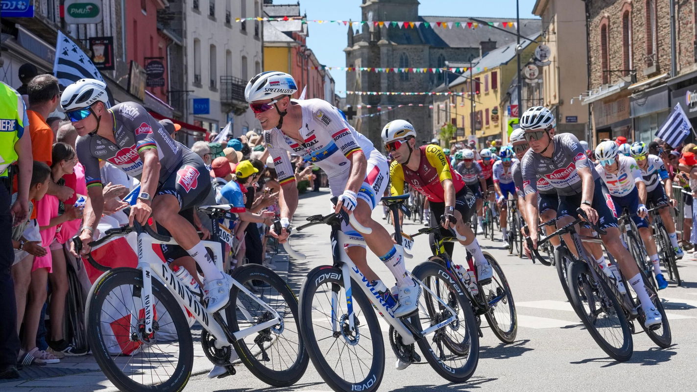 MVDP - Merlier - Stage 8 Tour de France 2025