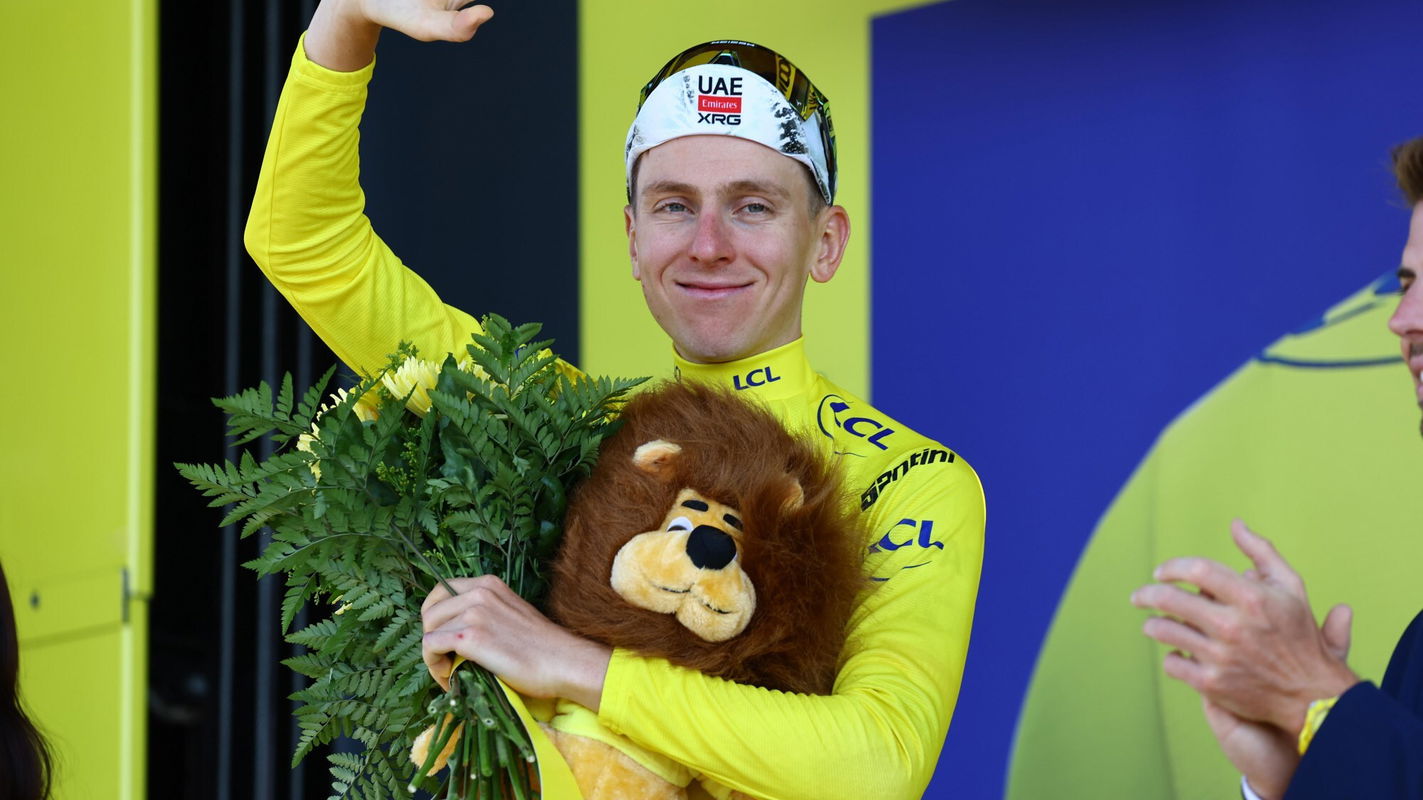 Tadej Pogacar Lion Tour de France 2025 Yellow