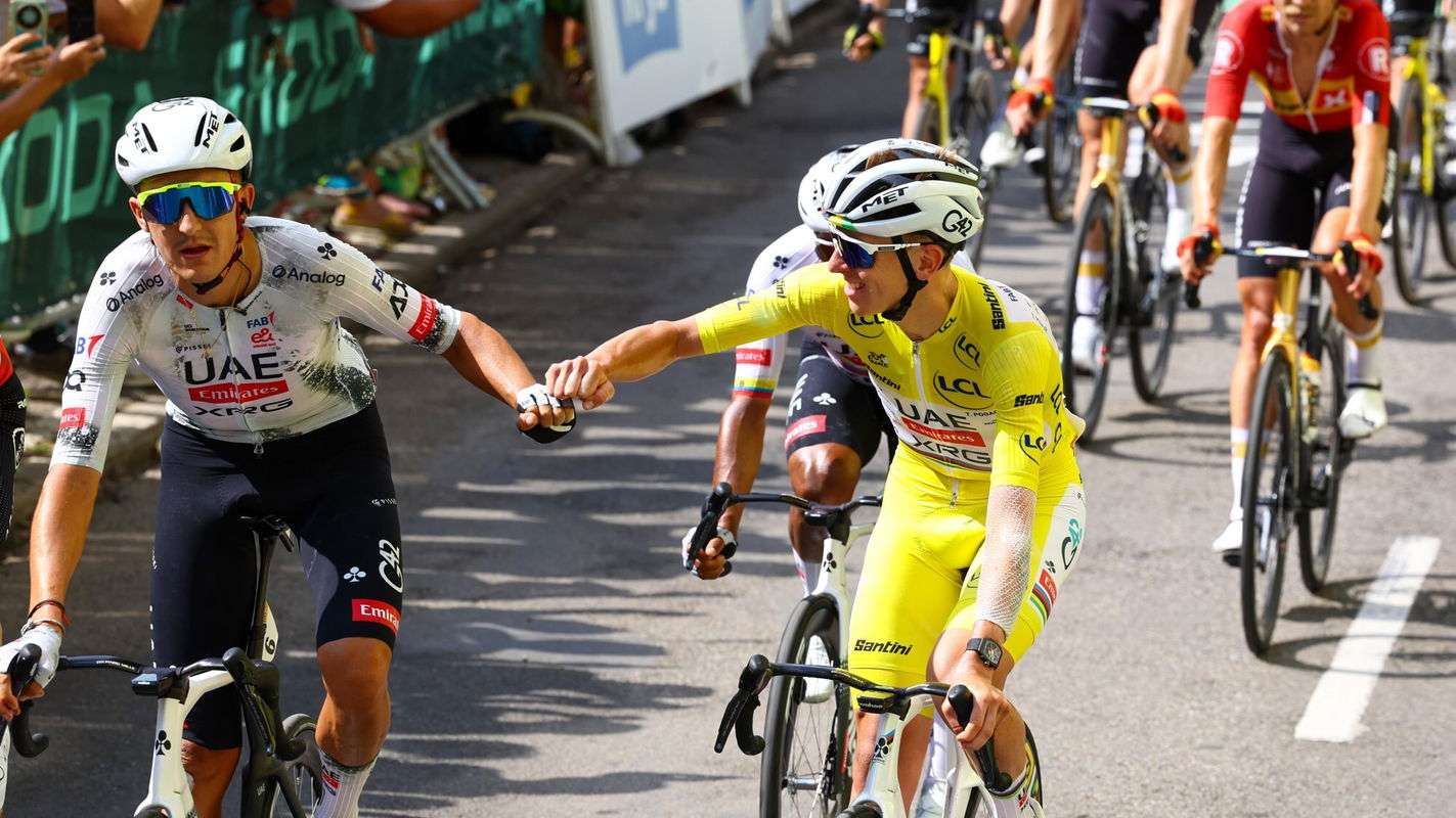 Tadej Pogacar celebration stage 15 Tour de France 2025