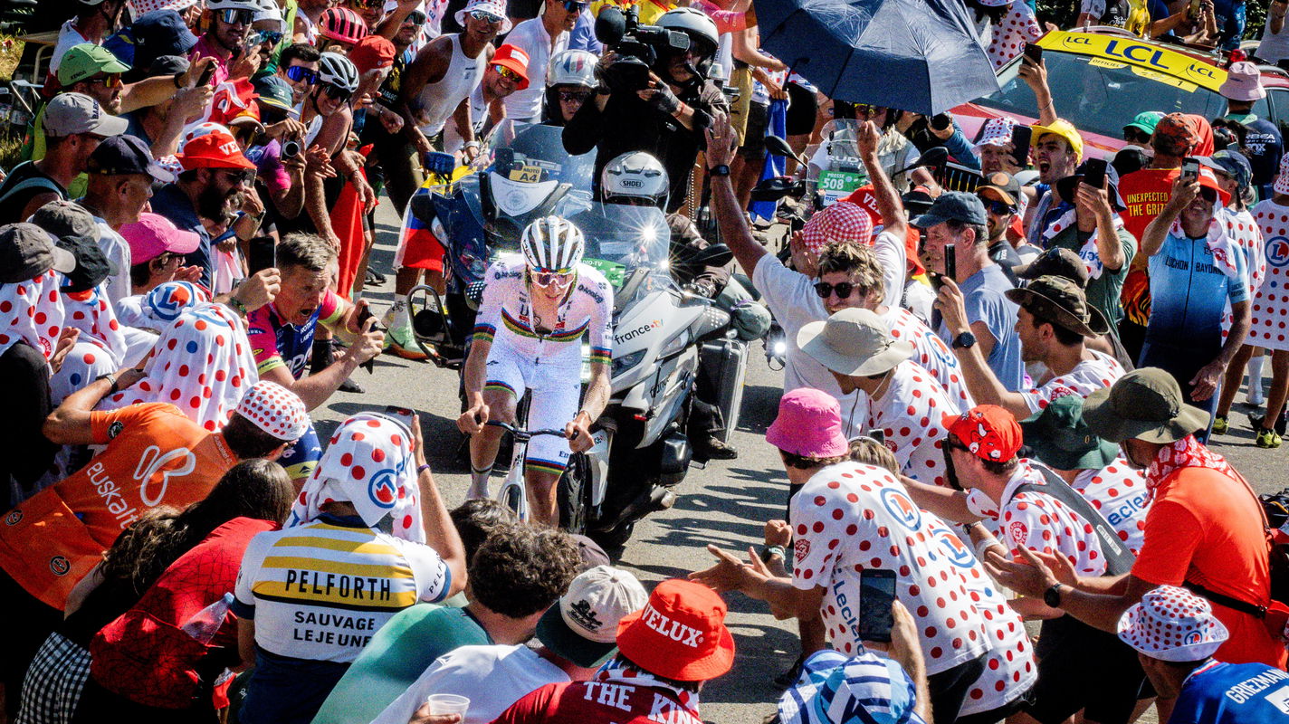Tadej Pogacar Hautacam Tour de France 2025