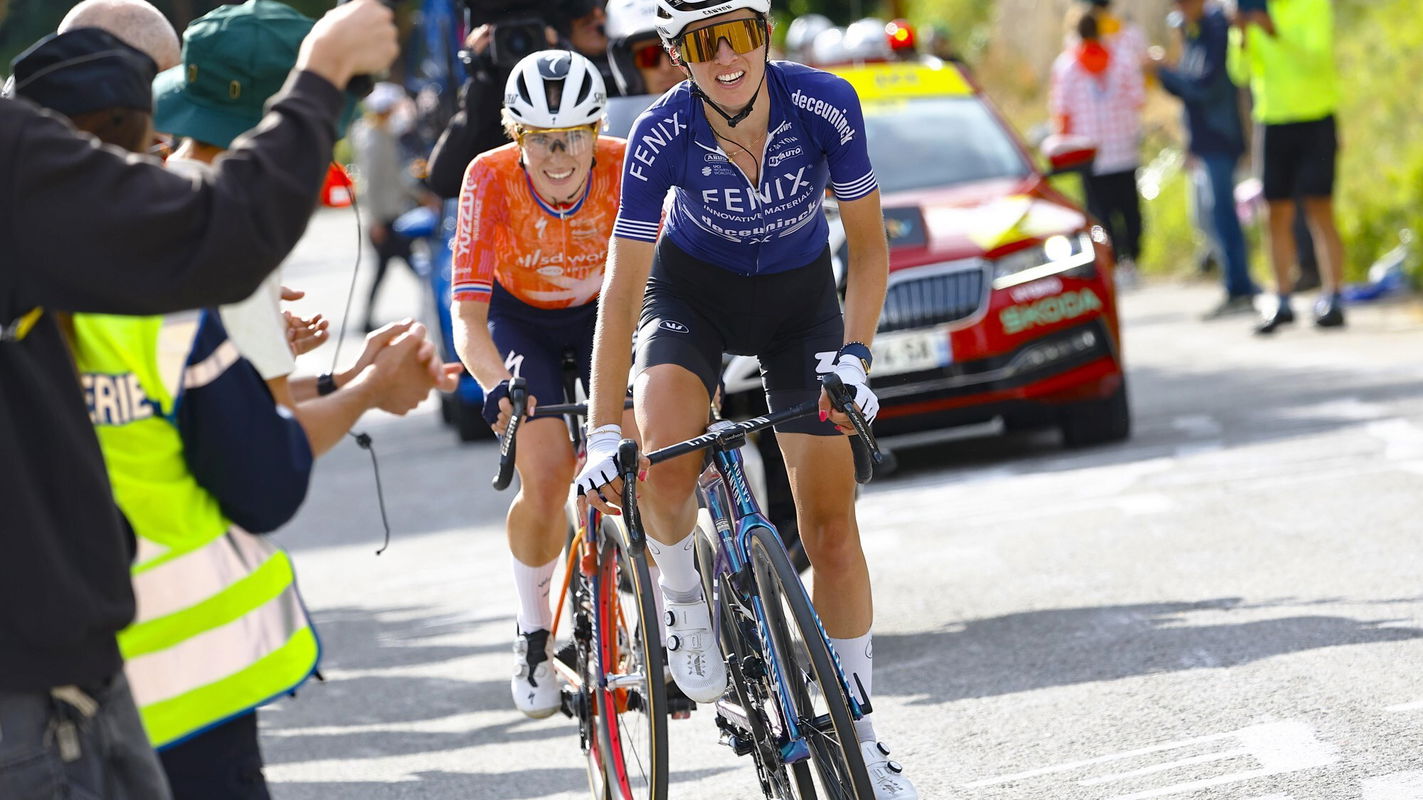 Pauliena Rooijakkers during the 2024 Tour de France Femmes avec Zwift