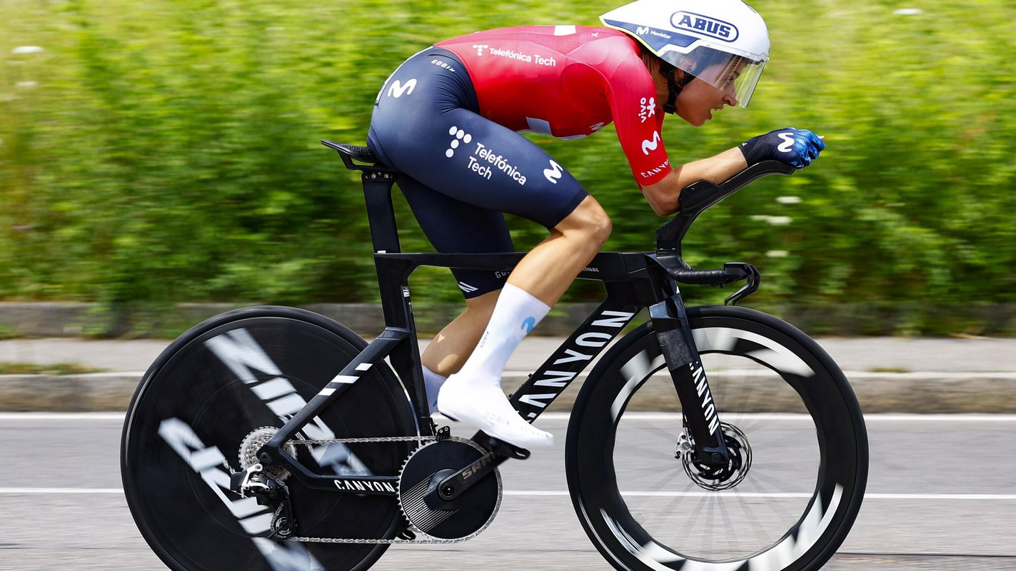 Marlen Reusser (Movistar) during the stage one time trial of the 2025 Giro d'Italia Women