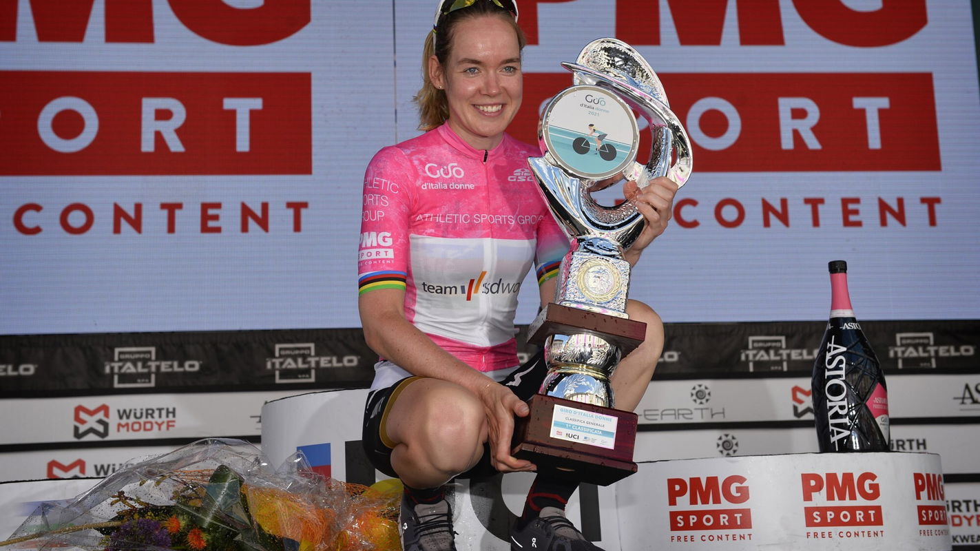 Anna van der Breggen at the 2021 Giro d'Italia Internazionale Femminile